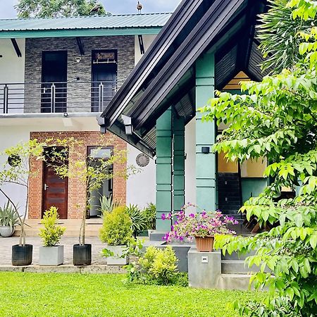 Aura Villa بولاناروفاي المظهر الخارجي الصورة